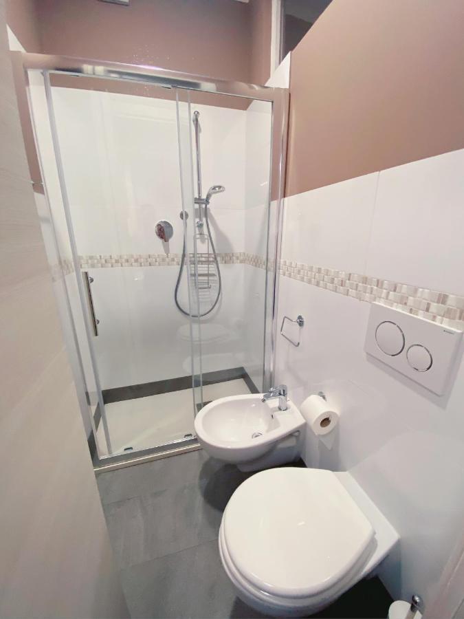 Col Di Lana Apartment Cagliari Bagian luar foto