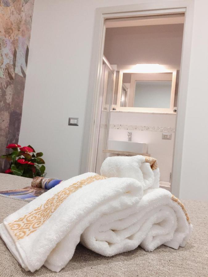 Col Di Lana Apartment Cagliari Bagian luar foto